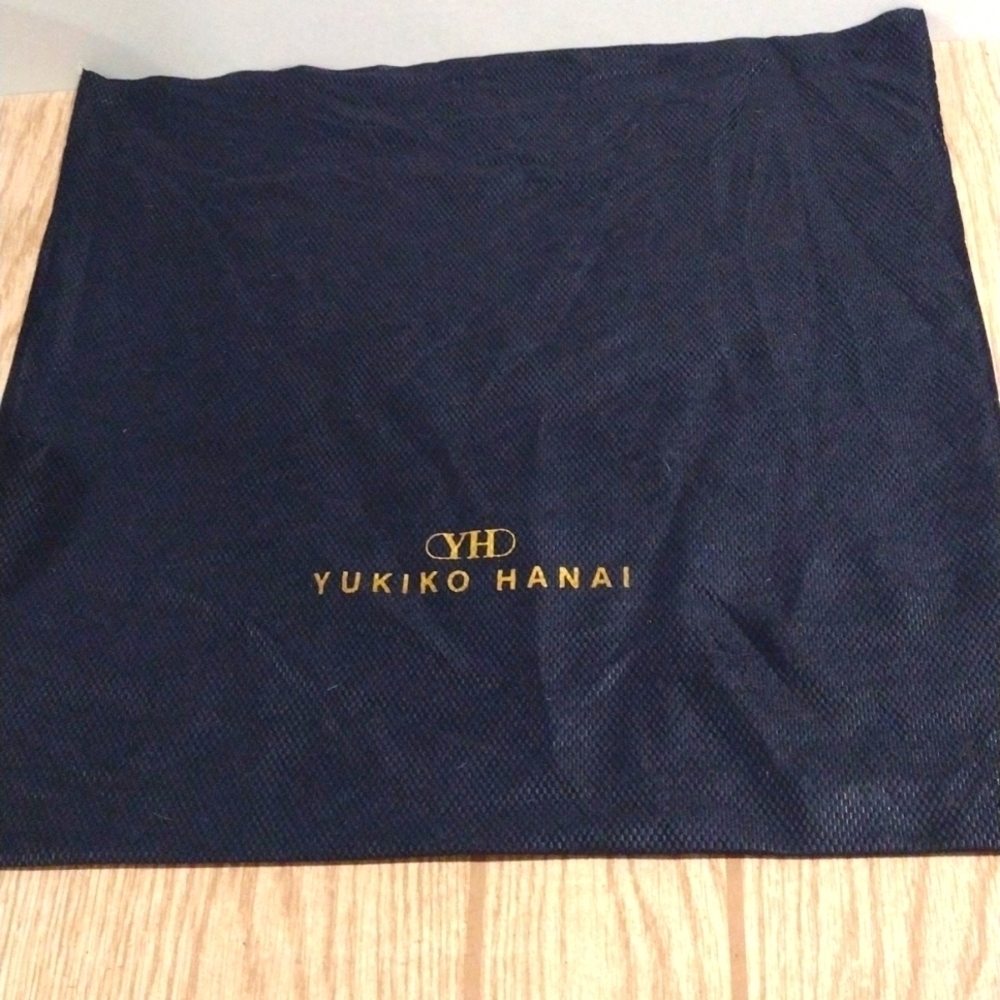 Yukiko Hanai Blue Storage Dust Bag 19 x 19 inches , in Good condition